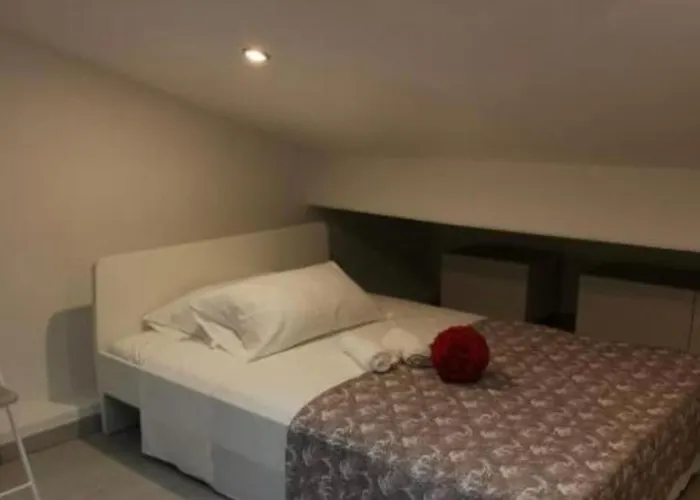 Apartment Mansarda 2 Sb Parma