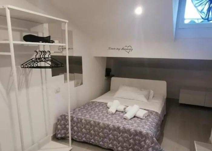 Mansarda 2 Sb Apartment